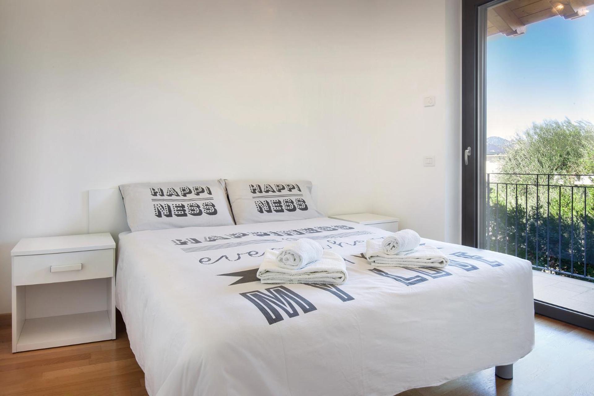 Villa Loncrino - Fine Living Torri Del Benaco Bagian luar foto